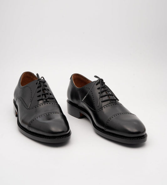Goodyear Welted Black Punch Captoe Oxford