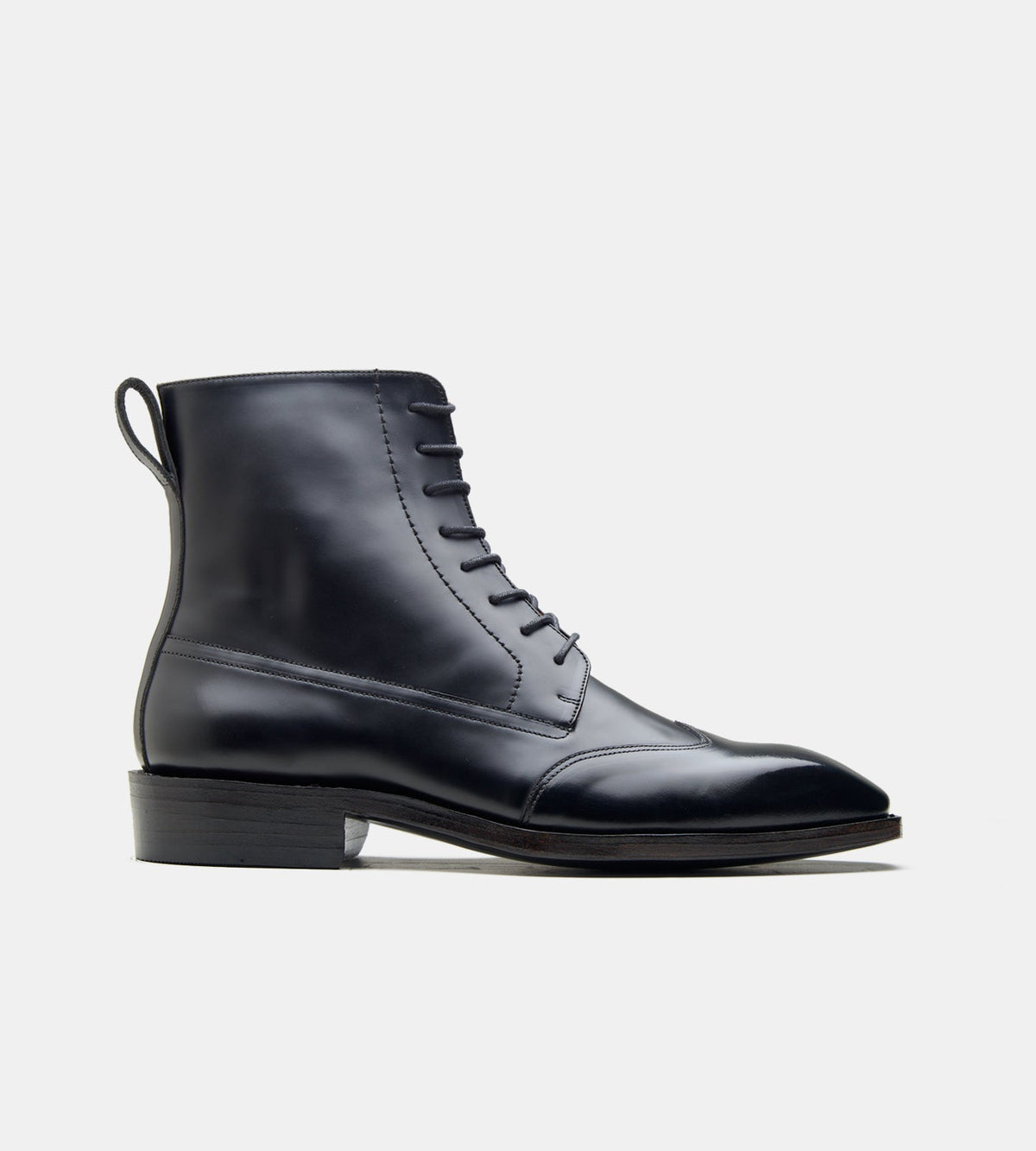 Handwelted Michigan Full Grain Wingtip Dress Boot