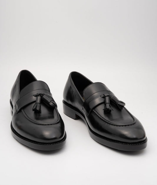 Hand-Welted Black Tassel Loafer