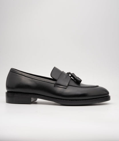 Hand-Welted Black Tassel Loafer