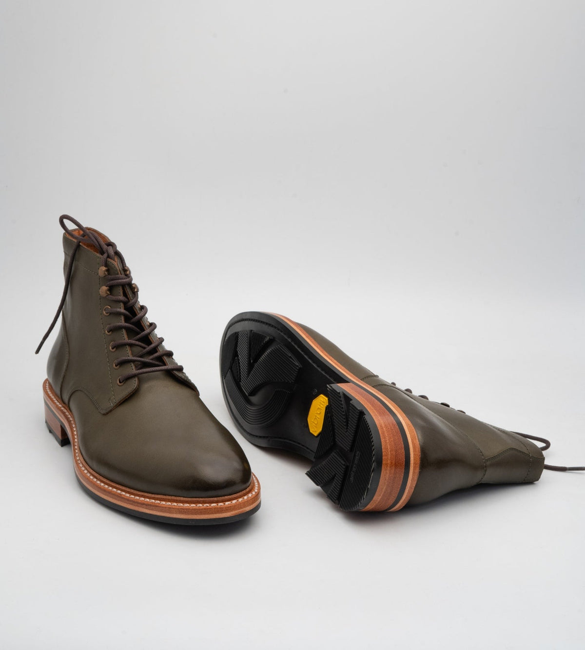 Hand-Welted Full Grain Olive Plain Toe Boot