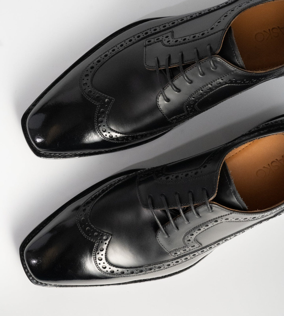 Michigan Black Calf  Chisel Toe Wingtip Derby Shoe