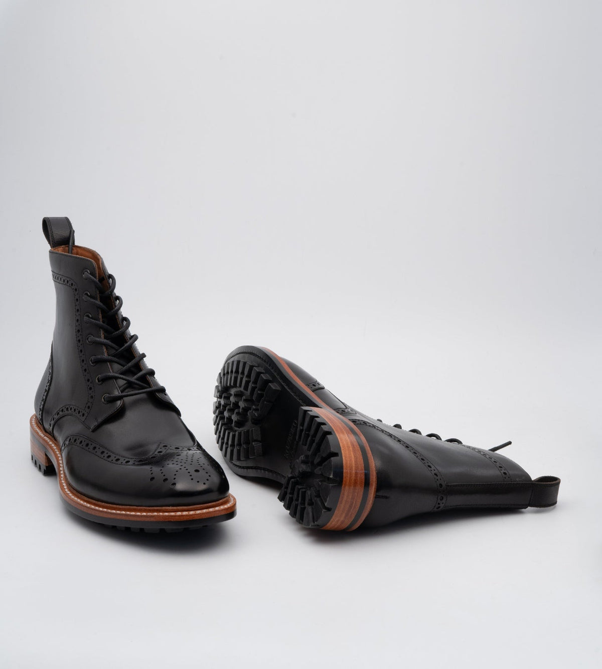 Hand-Welted Black Wingtip Brogue Boot