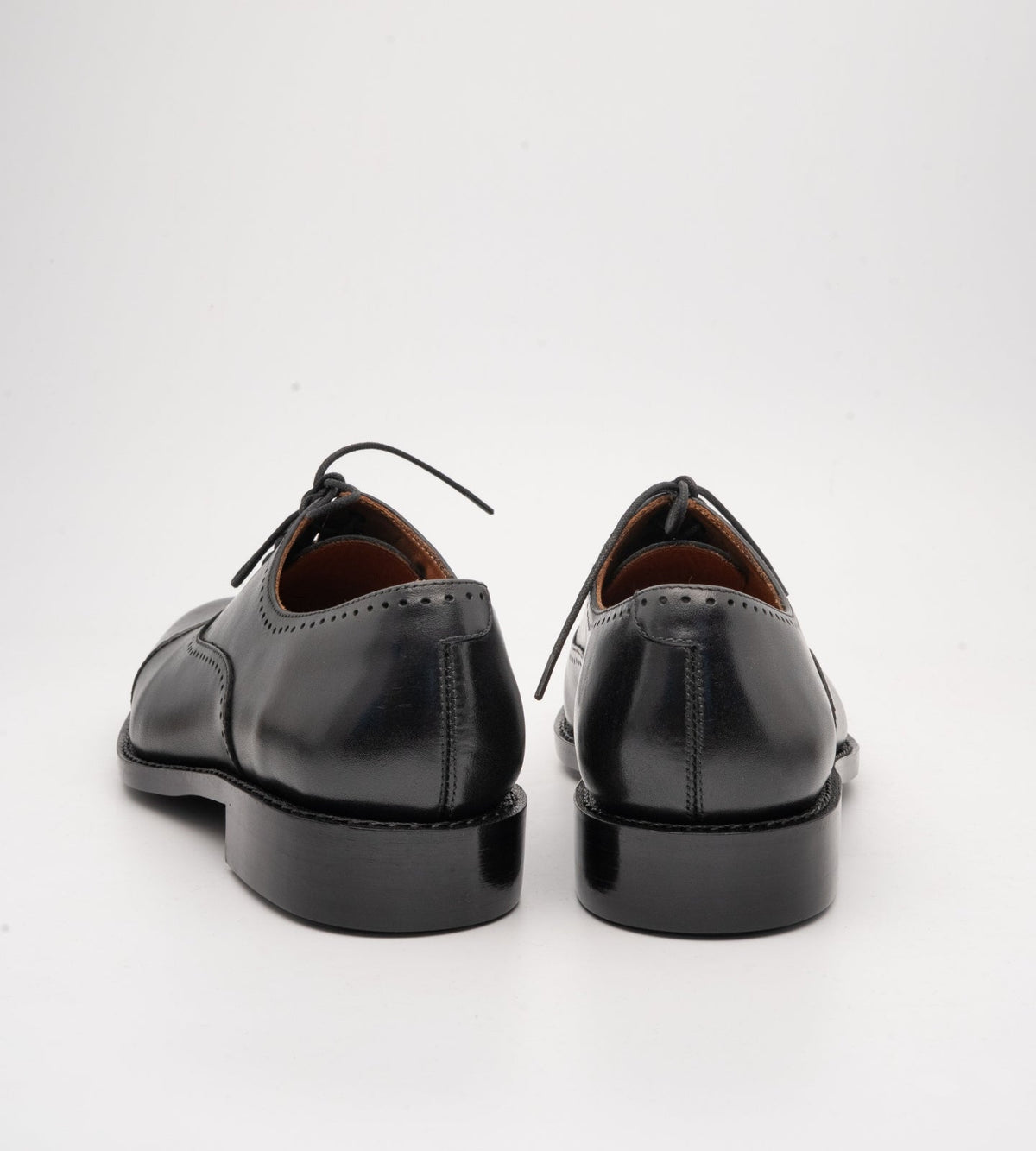Goodyear Welted Black Punch Captoe Oxford