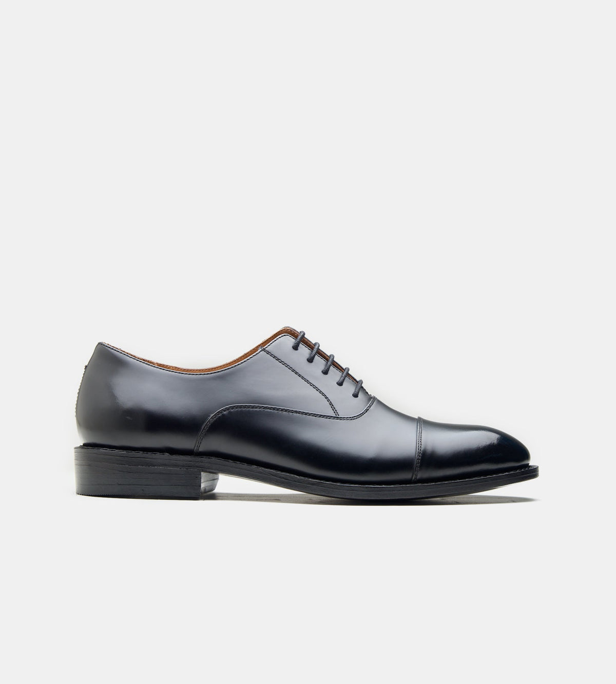 Hand Welted Black Michigan Full Grain Captoe Oxfords